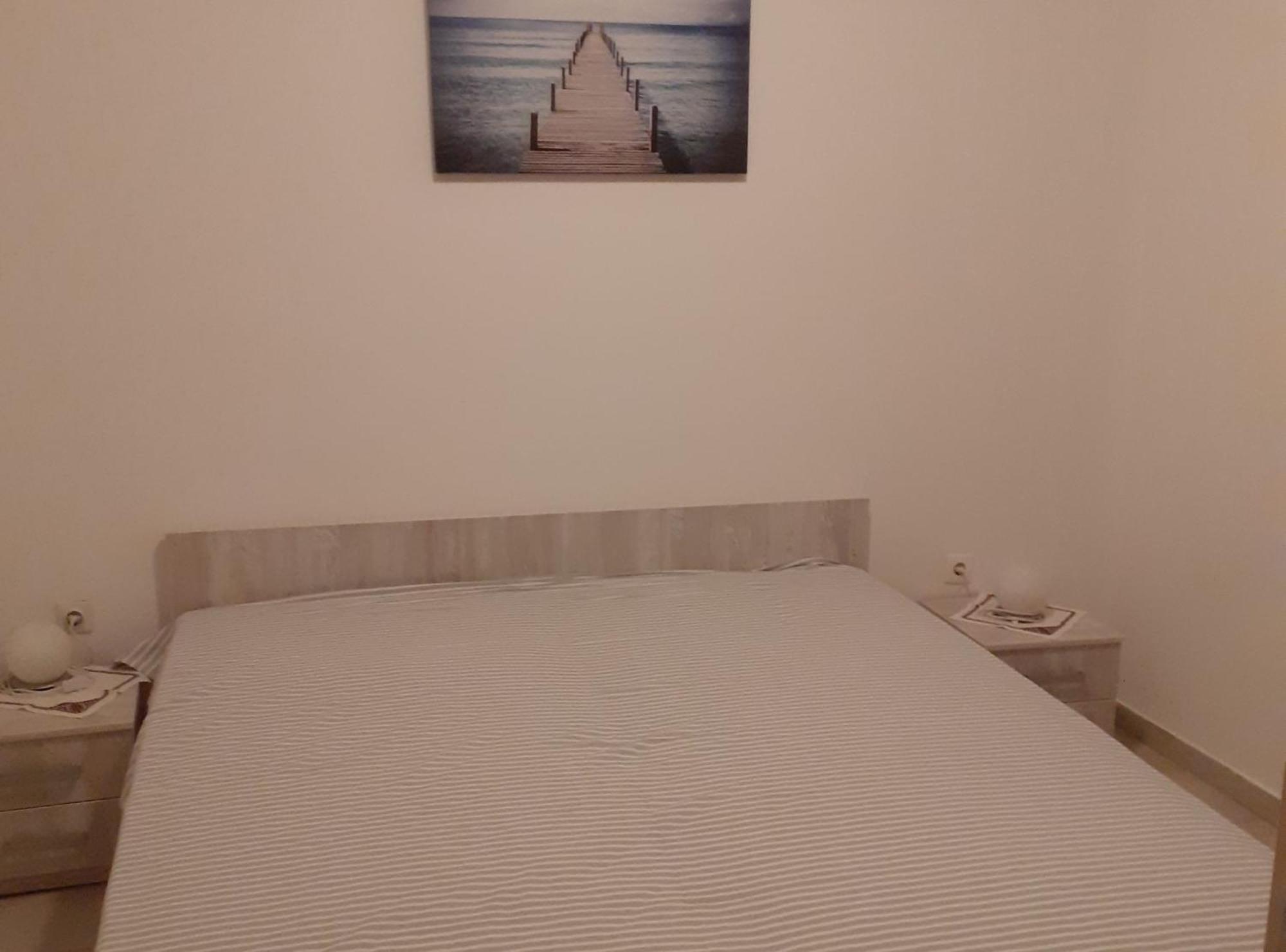 Apartments Ane Молунат Екстер'єр фото